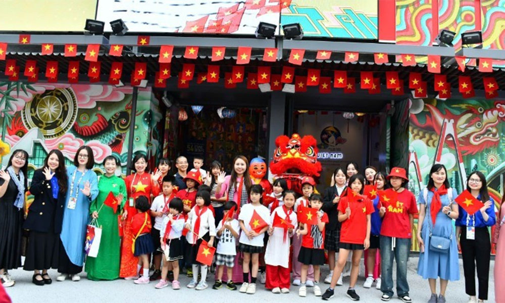 Vietnamese children in Japan, Austria celebrate Mid-Autumm Festival